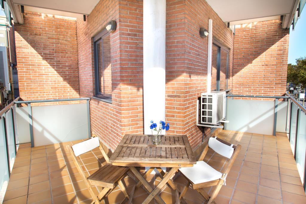 New & Sunny Apartment Barcelone Extérieur photo